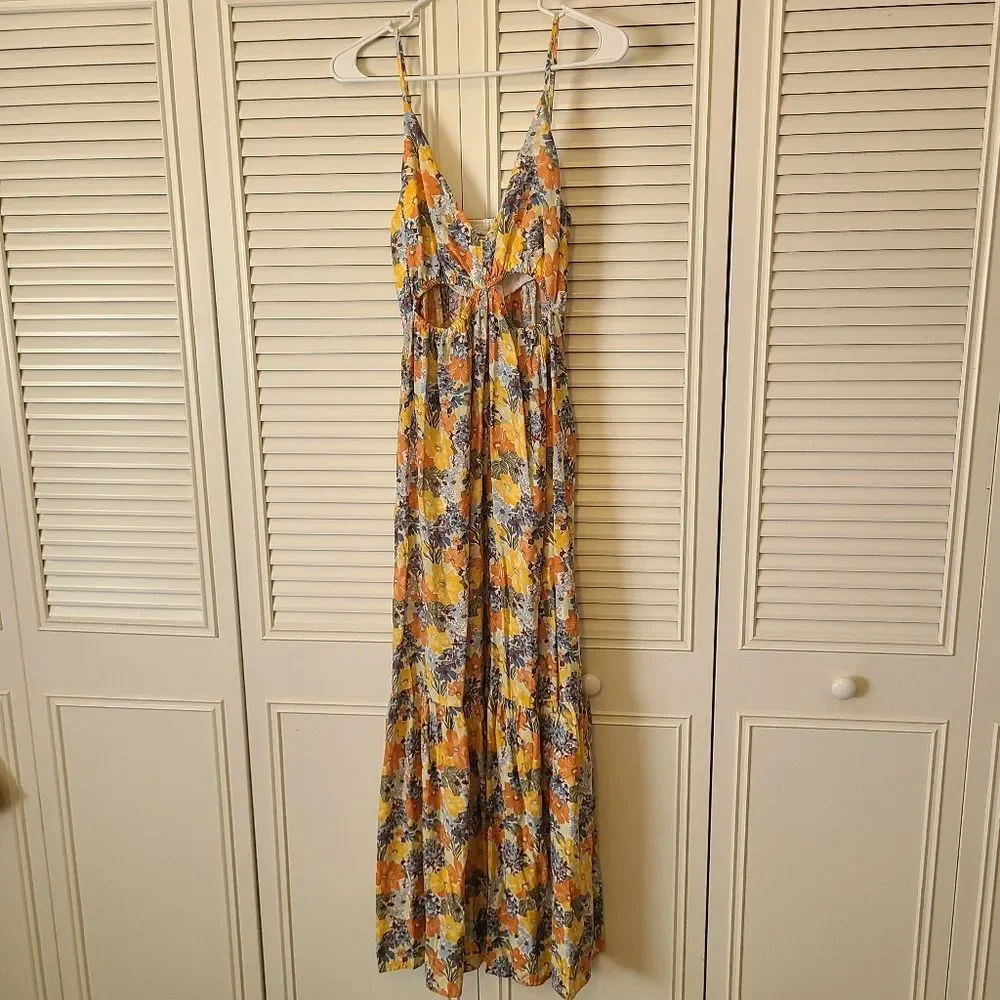 NWT Abercrombie cutout maxi dress floral